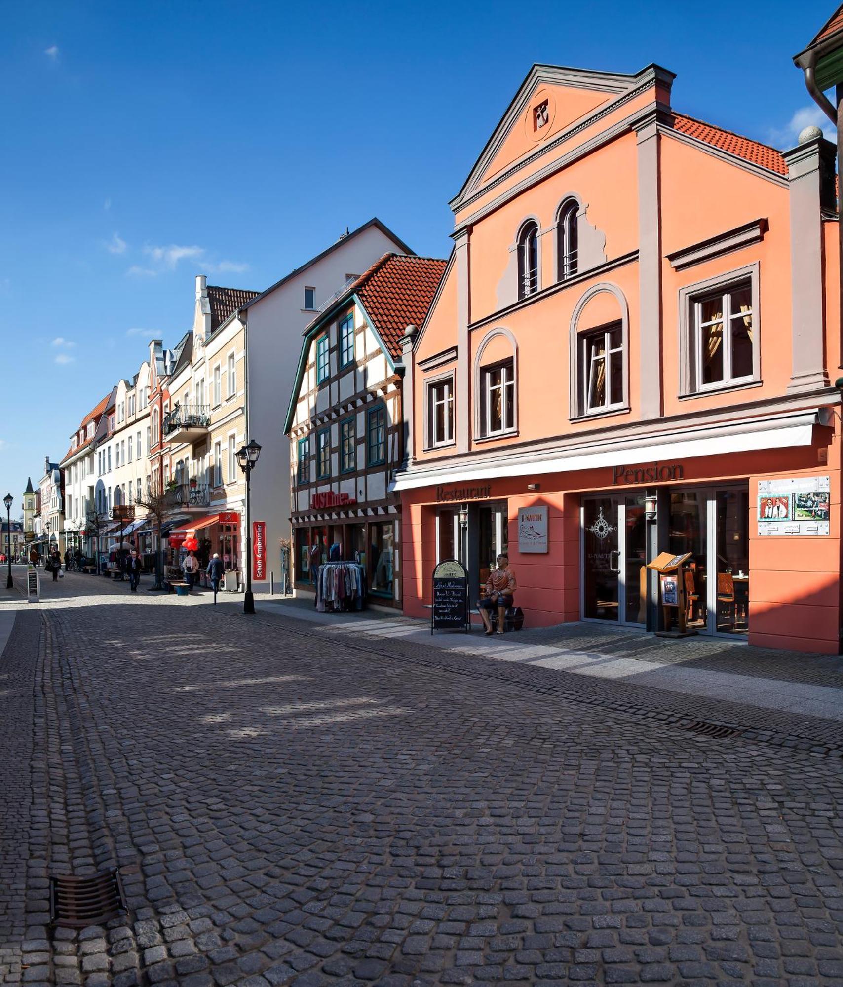 Отель U-Nautic Restaurant & Pension Варен Экстерьер фото